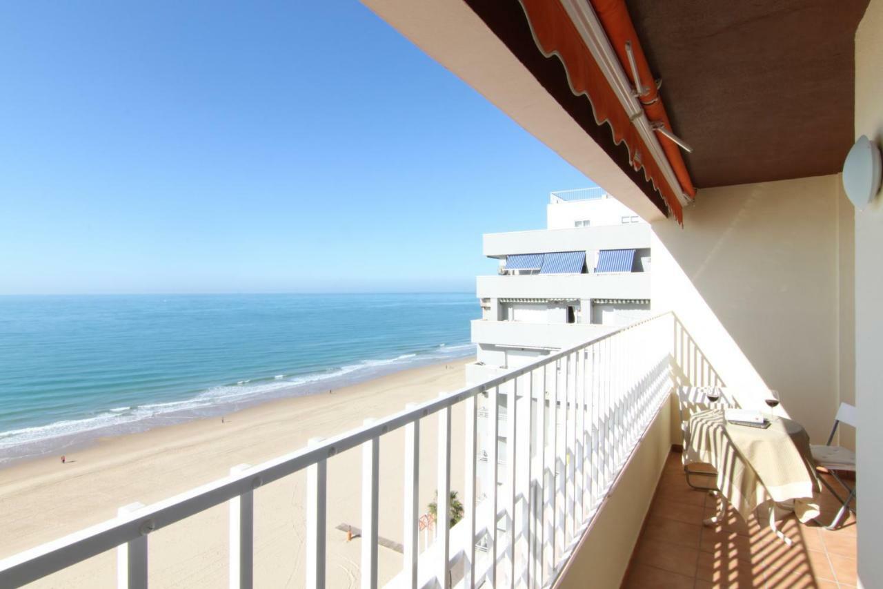 Apartamento Playa Victoria Cadiz Exterior photo